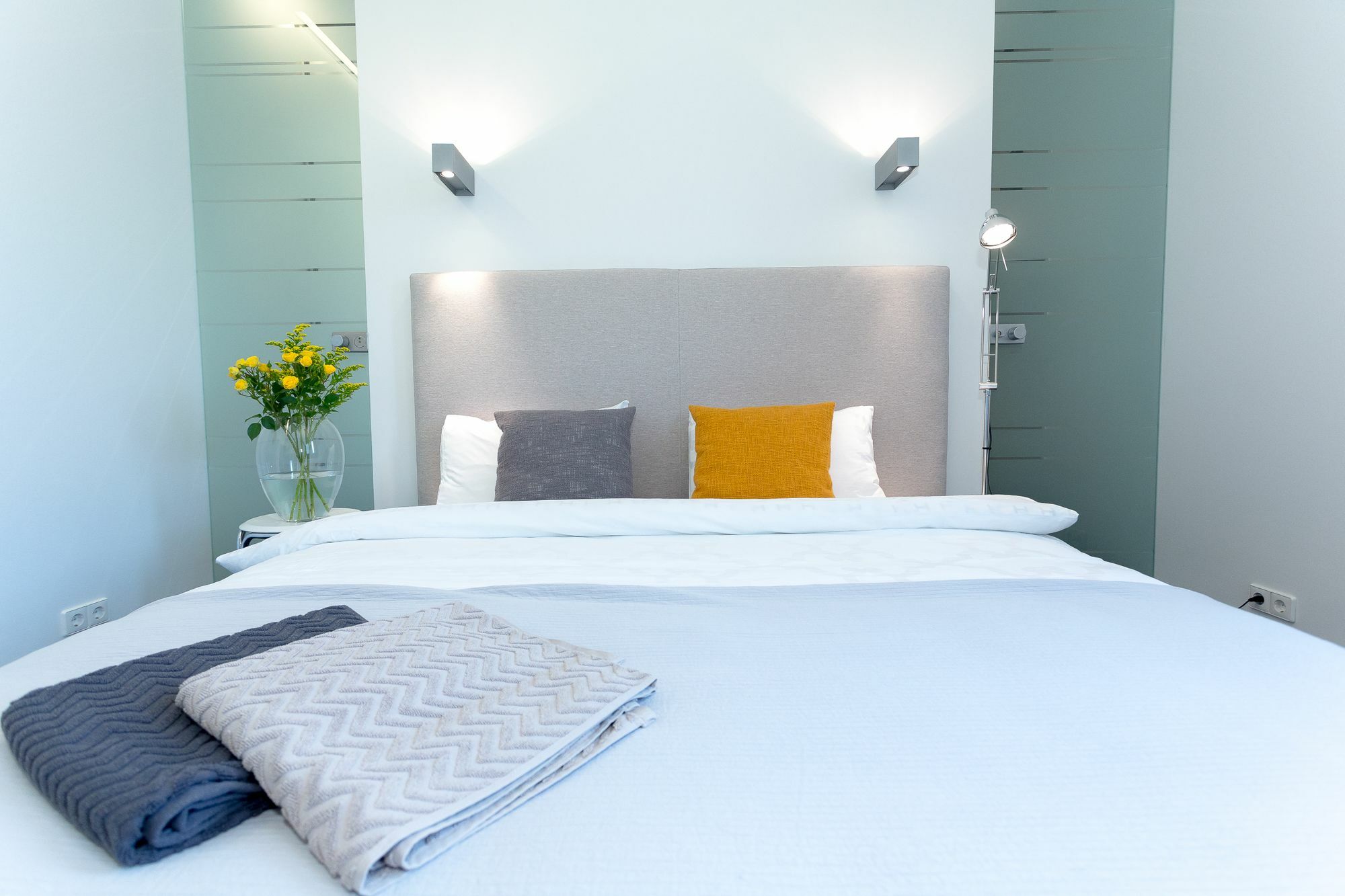 Vilnius Apartments & Suites - Gedimino Avenue Zewnętrze zdjęcie